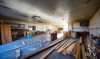 6 Corbett Rd, Cody, WY 82414