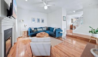 5 LINDEN SPRING Ln, Bear, DE 19701