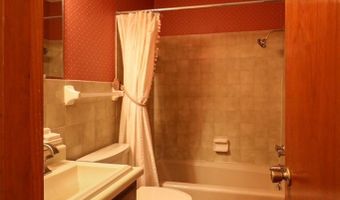 407 Lakeshore Dr, Bainbridge, GA 39819