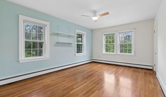 345 W Auburn Rd, Auburn, ME 04210