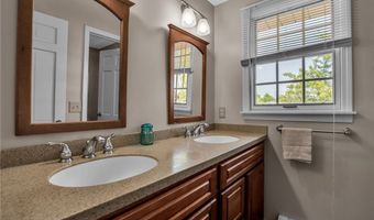 64 Dan Troy Dr, Amherst, NY 14221