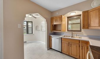 9405 Mackenzie Rd, Affton, MO 63123