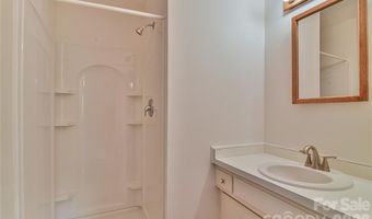 115 Wicklow Dr, Asheville, NC 28806
