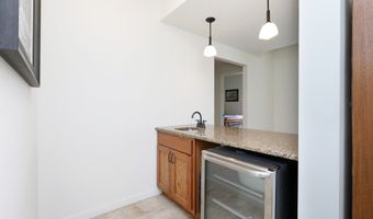 422 Stonegate Ct SW, Altoona, IA 50009