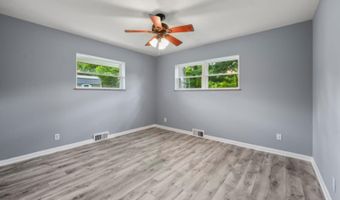 10463 Hueseman Rd, Aurora, IN 47001