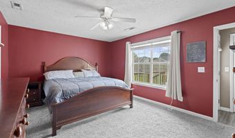 917 Leyland Dr, Albertville, AL 35950