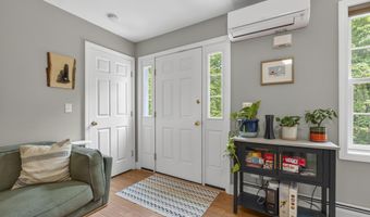 277 Parker Mountain Rd, Barrington, NH 03825