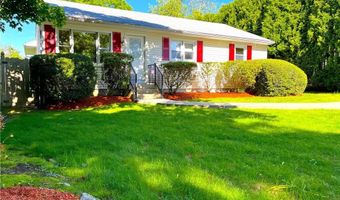10 Cavalier Rd, Narragansett, RI 02882