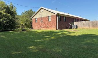 1199 Tom Cooper Rd, Batesville, MS 38606