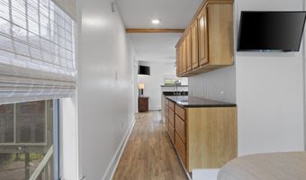10091 River Dr, Bay St. Louis, MS 39520