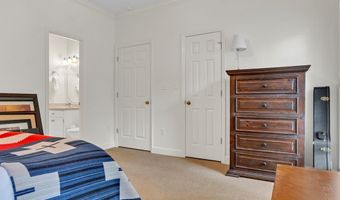 2008 Cameron Dr, Albany, GA 31721