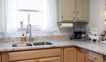 2101 Northlake Dr, Anderson, SC 29625