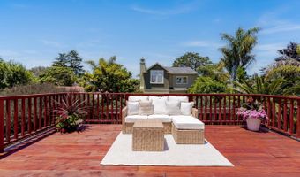 207 Kingsbury Dr, Aptos, CA 95003