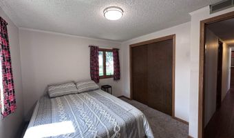 128 Mark St, Aurora, NE 68818