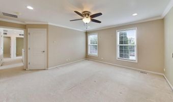 501 Tuscany Dr, Algonquin, IL 60102