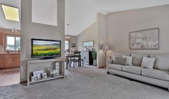 3730 Tower Pond Dr, Anoka, MN 55303