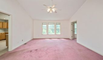 114 MEADOW GREEN Ct, Amherst, VA 24521