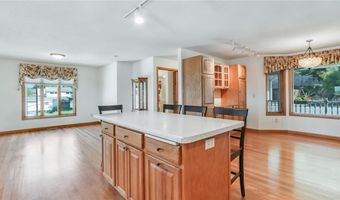 106 S 2nd St, Alma, WI 54610