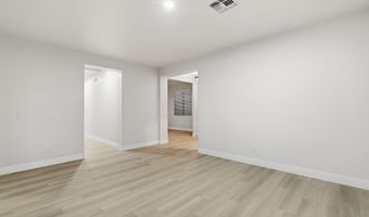 40802 N PEALE Ct, Anthem, AZ 85086