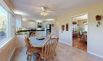 54 Flax Hill Rd, Brookfield, CT 06804