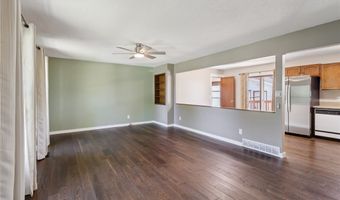 1619 HyVue St, Adel, IA 50003