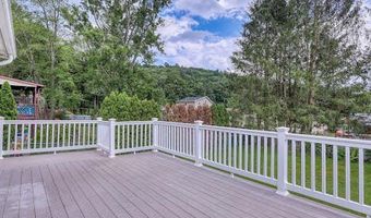 149 Hillside Ave, Harveys Lake, PA 18618