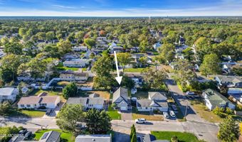 808 Beach Ave, Beachwood, NJ 08722