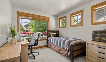 1052 Flanders Crk, Bozeman, MT 59718