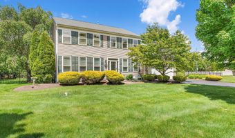 61 Cliffwood Dr, Allentown, NJ 08501