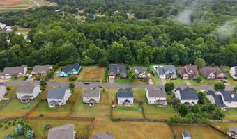 197 Colfax Dr, Boiling Springs, SC 29316