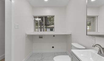 175 Saint Charles Ave, Biloxi, MS 39530