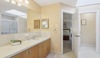 1 DAISY Ln, Ambler, PA 19002