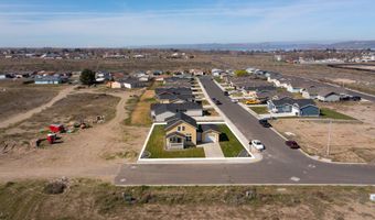 313 ART KEGLER Blvd, Boardman, OR 97818