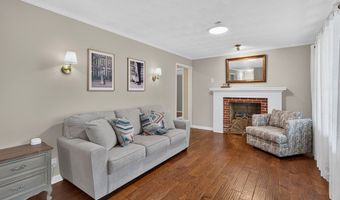 379 NE Morningside Ln, Abingdon, VA 24210