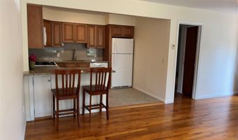 15 Cedar St, Amityville, NY 11701