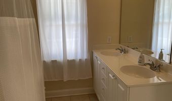 42 Bostick Cir, Beaufort, SC 29902