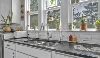 1071 Southern Pne, Greensboro, GA 30642