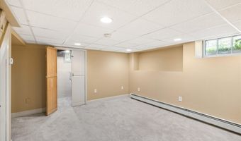 303 W MARYLAND Ave, Aldan, PA 19018