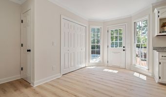 1121 COLONIAL Dr, Alabaster, AL 35007