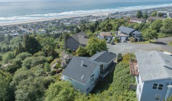 461 S Home Ct, Rockaway Beach, OR 97136