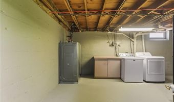 136 Frankfort St, Cranston, RI 02910