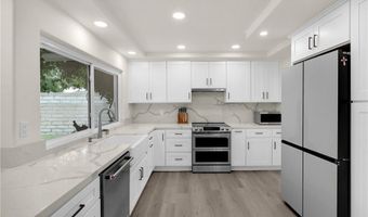 701 S Carriage Cir, Anaheim, CA 92807