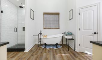 11759 Blackwater Rd, Baker, LA 70714