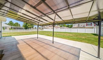 2716 Russell Rd, Ashtabula, OH 44004