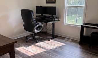 70 Damien Dr, Albertville, AL 35951
