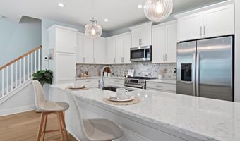57 SHERRY Dr, Atlantic Beach, FL 32233