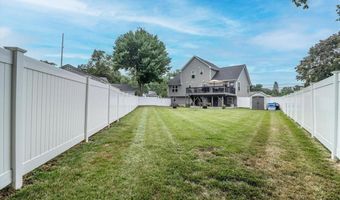 130 Pond Point Ave, Milford, CT 06460