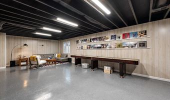 2765 Polson St, Ann Arbor, MI 48105