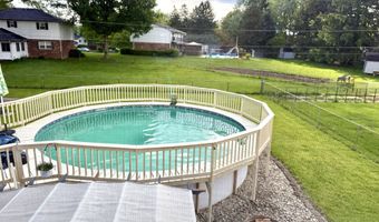 6419 Woodwind Dr, Indianapolis, IN 46217