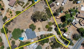 2827 N Victoria Dr, Alpine, CA 91901